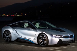 2016-BMW-i8-Glass.net