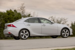 2016-Lexus-IS-350-Glass.net