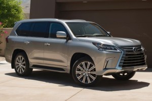 2016-Lexus-LX-570-Glass.net