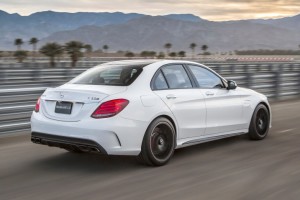 2016-Mercedes-Benz-C-Class-Glass.net