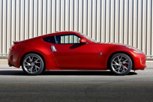 2016-Nissan-370Z-Glass.net