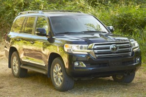 2016-Toyota-Land-Cruiser-Glass.net