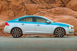 2016-Volvo-S60-Glass.net