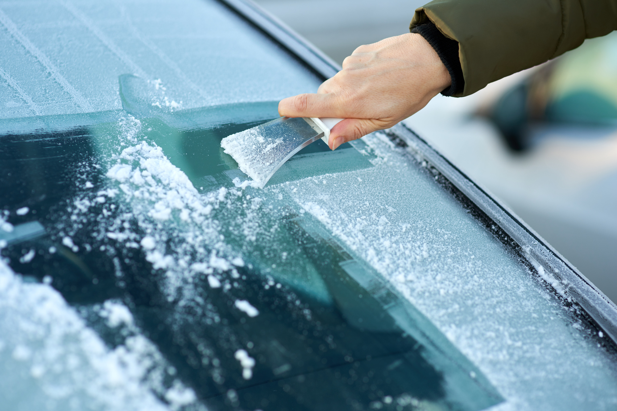 how to prevent frost on windshield overnight